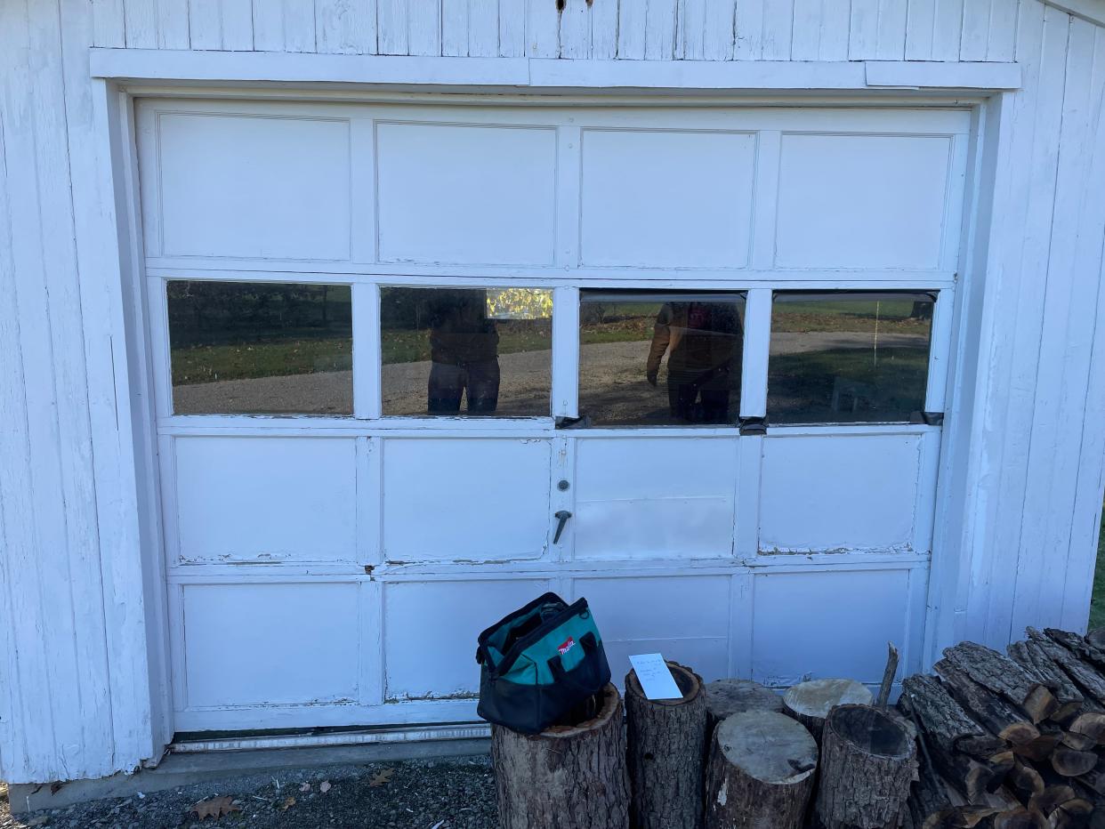 The garage before work was done.