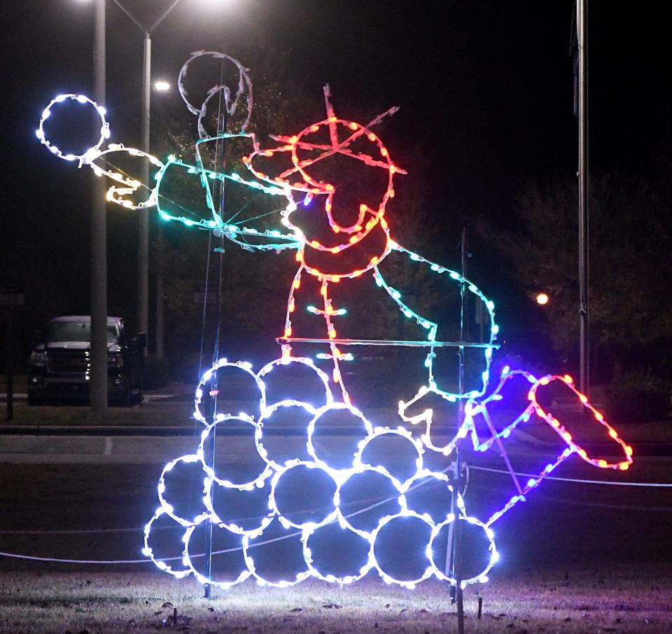 Christmas lights around Leland Town Hall Wednesday Dec. 6, 2023.