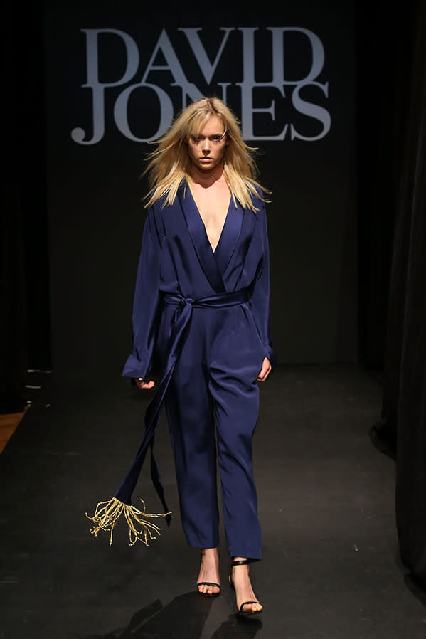 David Jones A/W 2016 Runway