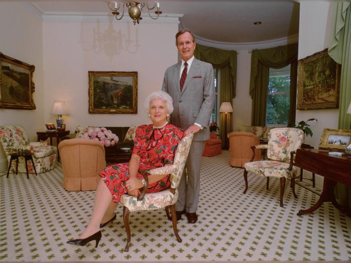 George and Barbara Bush in the official vice president&#39;s residence.