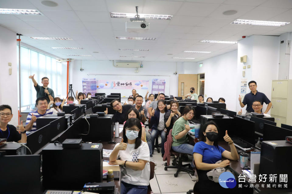 113年雲林縣媒體素養暨自媒體經營訓練在雲林科技大學開課，共有40名學員參與／翻攝