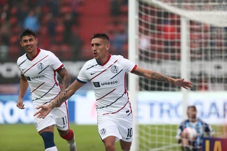 Tras su paso por San Lorenzo, no volvió a jugar: aquí, su último gol, ante Atlético Tucumán, el 3 de abril