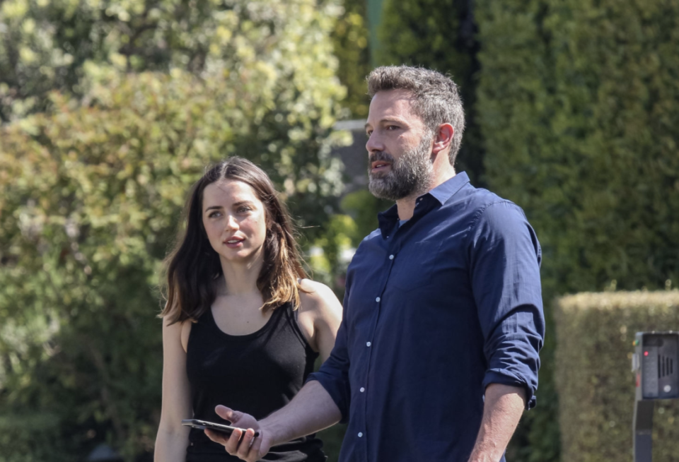 Ben Affleck and Ana de Armas walk their dogs on April 01, 2020 in Los Angeles, California. (Photo by BG020/Bauer-Griffin/GC Images)