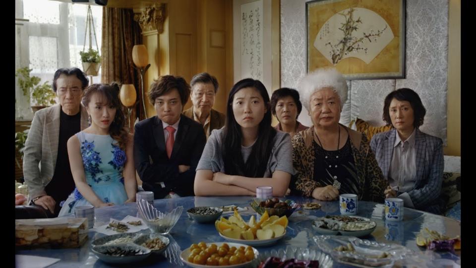 ▲華裔導演王子逸自編自導的《別告訴她》(The Farewell)，於日舞影展首映後獲得壓倒性好評。（圖／翻攝電影預告）