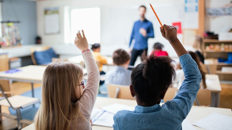 With students back in the classroom, our expert doesn't think mask requirements are necessary, but that each family should consider its specific situation. - Maskot/Getty Images