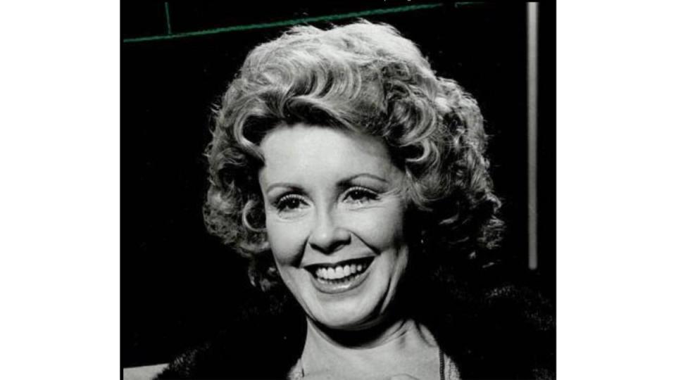 Beverlee McKinsey as Iris Carrington (Another World cast)