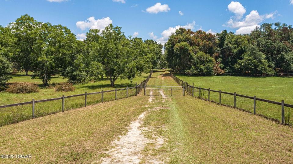 Enjoy 30 acres of peaceful and tranquil fully horse-fenced property west of Palm Coast and about 90 minutes from Ocala’s World Equestrian Center.