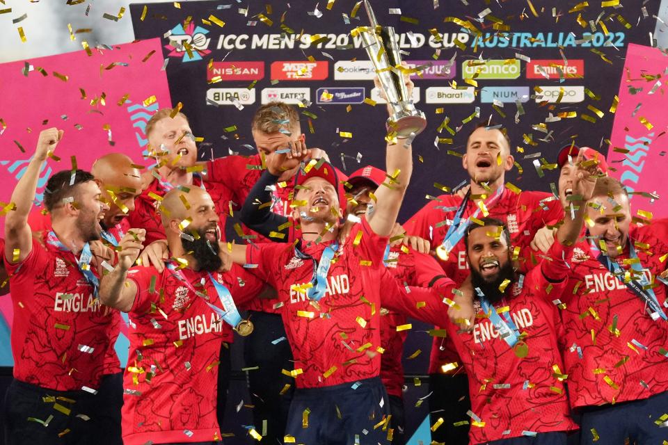 Champions England celebrate after winning the ICC Men's T20 World Cup final against Pakistan at Melbourne Cricket Ground on November 13, 2022 in Melbourne, Australia.