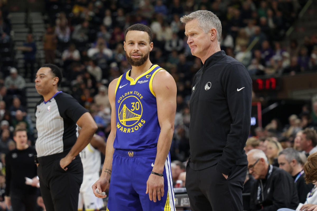 Steve Kerr can't rely on Steph Curry to carry Warriors - Yahoo Sports