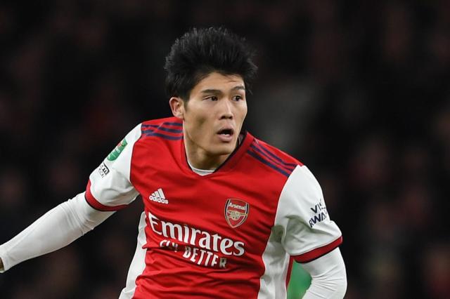 Arsenal sign Japan international Tomiyasu 