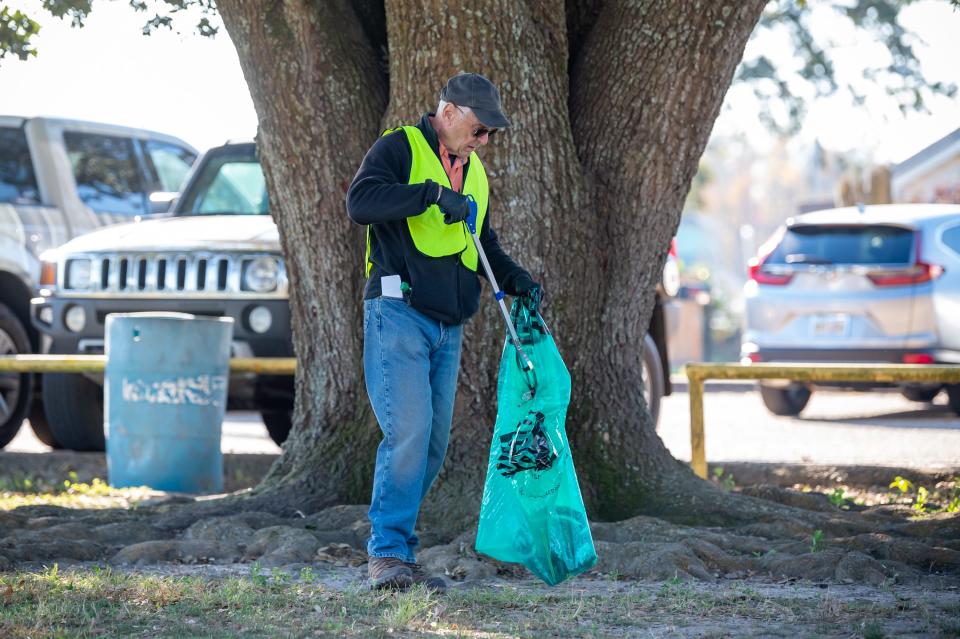 With an average of 10,178 pieces of litter per mile on the roadways, Louisiana’s litter problem remains a top priority.