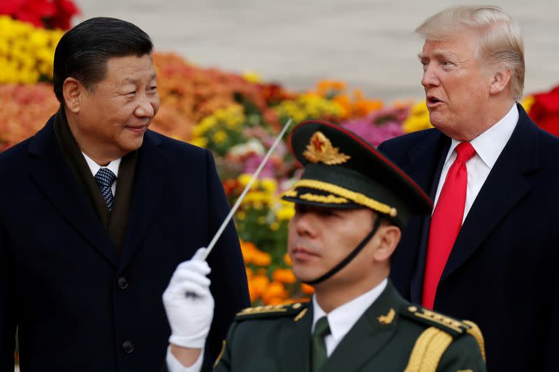 Foto de archivo. El presidente de Estados Unidos, Donald Trump, en una ceremonia de bienvenida con el presidente chino, Xi Jinping, en Pekín