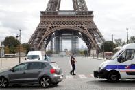 Paris Eiffel tower evacuated