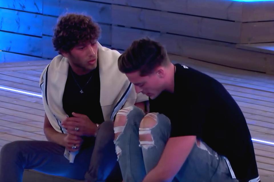 Love Island 2018 LIVE: Hayley and Charlie leave the villa after public vote, Samira and Alex are saved