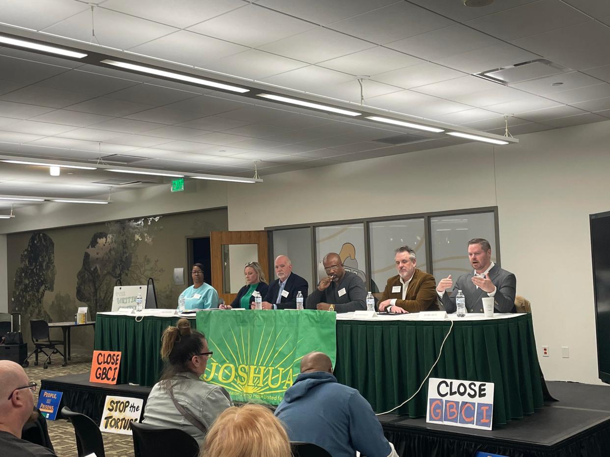 Four justice reform advocates and two elected officials take part in a community forum Thursday at the Mulva Library in De Pere to discuss closing Green Bay Correctional Institution. From left are Terressa Russell, Sara Williams, Allouez Village President Jim Rafter, Dant'e Cottingham, state Rep. Dave Steffen and Mark Rice.