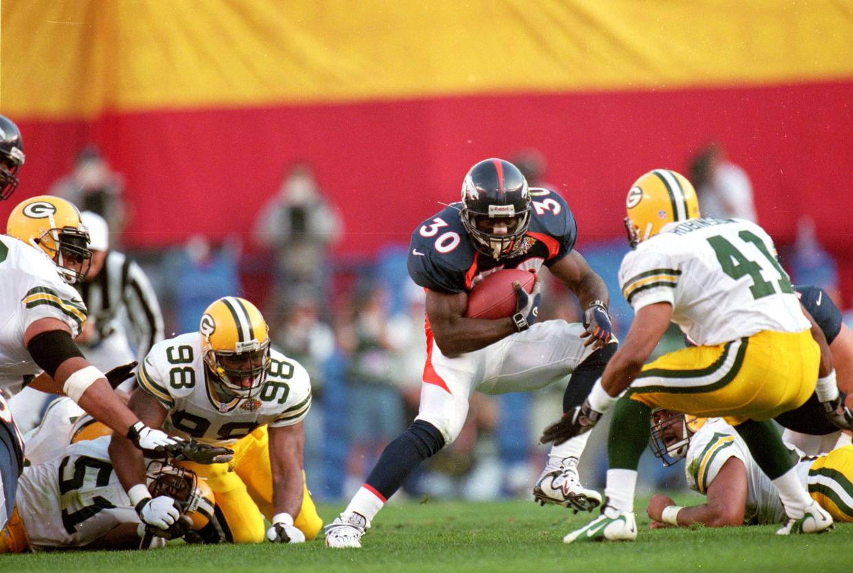 Terrell Davis #30 of the Denver Broncos in action during the NFL Super Bowl XXXII Game against the Green Bay Packers at the Qualcomm Stadium in San Diego, California.