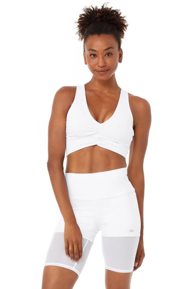 Alo Yoga Airbrush Figure Short Sleeve Bra Top in White, Size: Medium