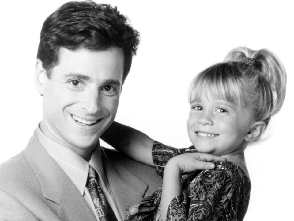 Bob Saget und Ashley Olsen 1991 bei "Full House". (Bild: imago images/Everett Collection)