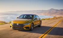 <p>Powering the VW Arteon is a standard turbocharged 2.0-liter inline-four that develops 268 horsepower and 258 lb-ft of torque. </p>