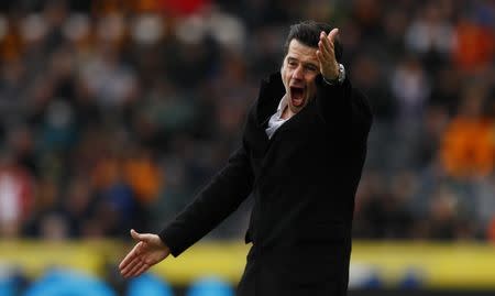 Britain Soccer Football - Hull City v Watford - Premier League - The Kingston Communications Stadium - 22/4/17 Hull City manager Marco Silva gestures Action Images via Reuters / Jason Cairnduff Livepic