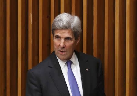 U.S. Secretary of State John Kerry departs after speaking at a high-level meeting on addressing large movements of refugees and migrants at the United Nations General Assembly in Manhattan, New York, U.S., September 19, 2016. REUTERS/Lucas Jackson