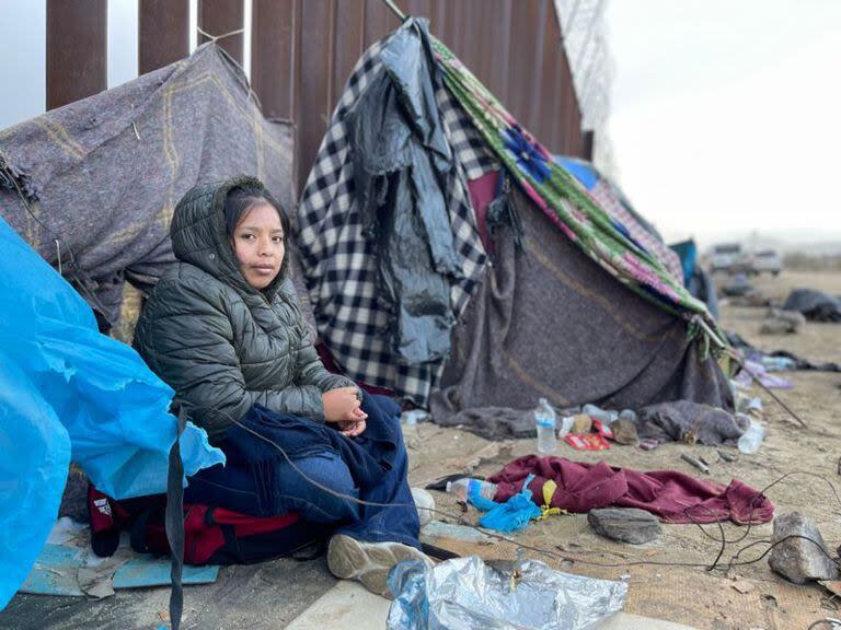 María viajó con otras dos madres y sus hijos desde Ecuador hasta la frontera entre México y Estados Unidos