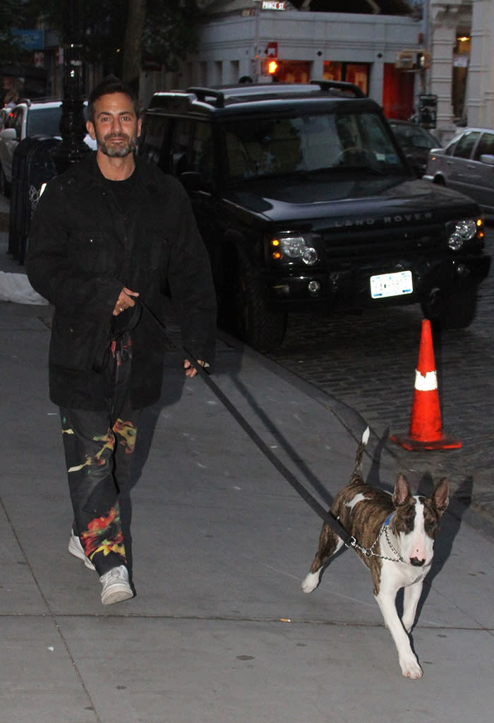 Marc Jacobs walking his dog