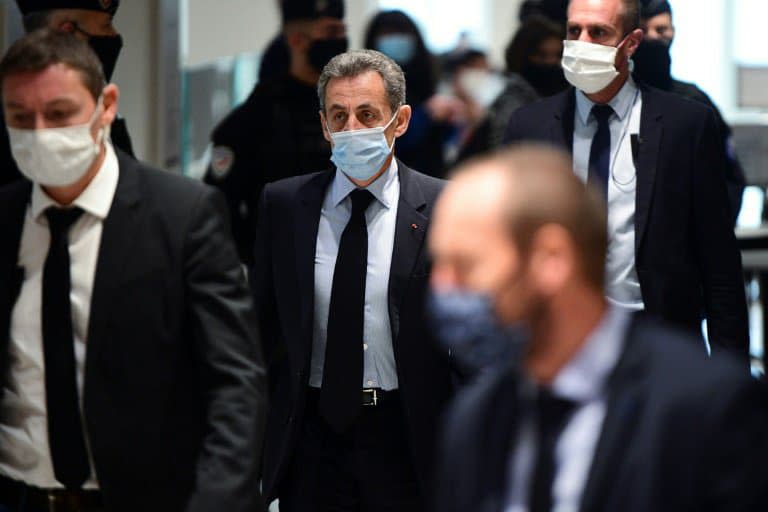 L'ancien président Nicolas Sarkozy arrive au Palais de Justice de Paris où se tient son procès pour corruption le 8 décembre 2020 - Martin BUREAU © 2019 AFP