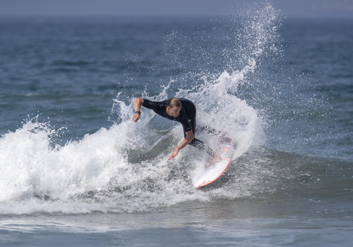 Olympics Surfing debuts as Olympic sport [Video]