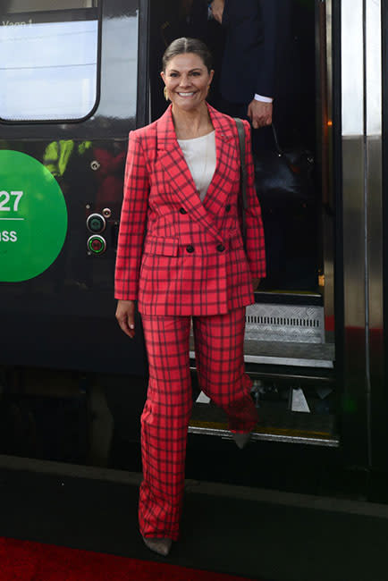 red-check-suit-crown-princess-victoria