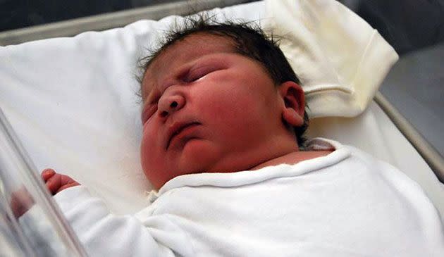 Baby Maria Lorena weighs 6.2kg. Credit: AFP PHOTO / HO / Hospital Marina Salud