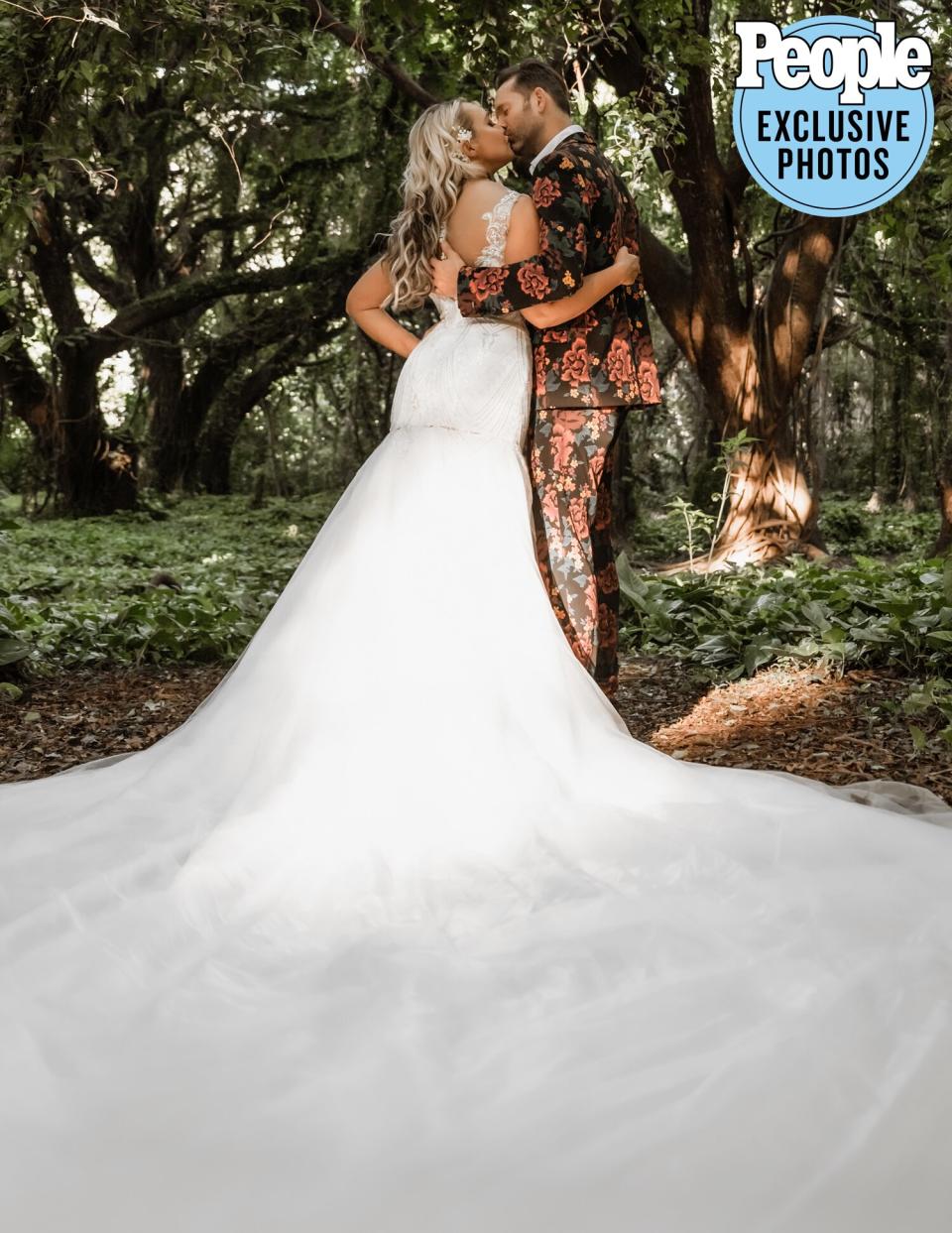 Meghan Linsey + Tyler Cain Wedding