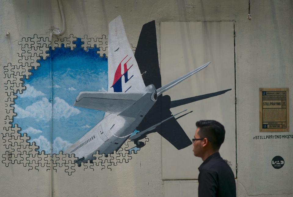 Der Flug MH370 der Malaysian Airlines wird seit etwa zehn Jahren vermisst. - Copyright: Mohd Rasfan/AFP/Getty Images