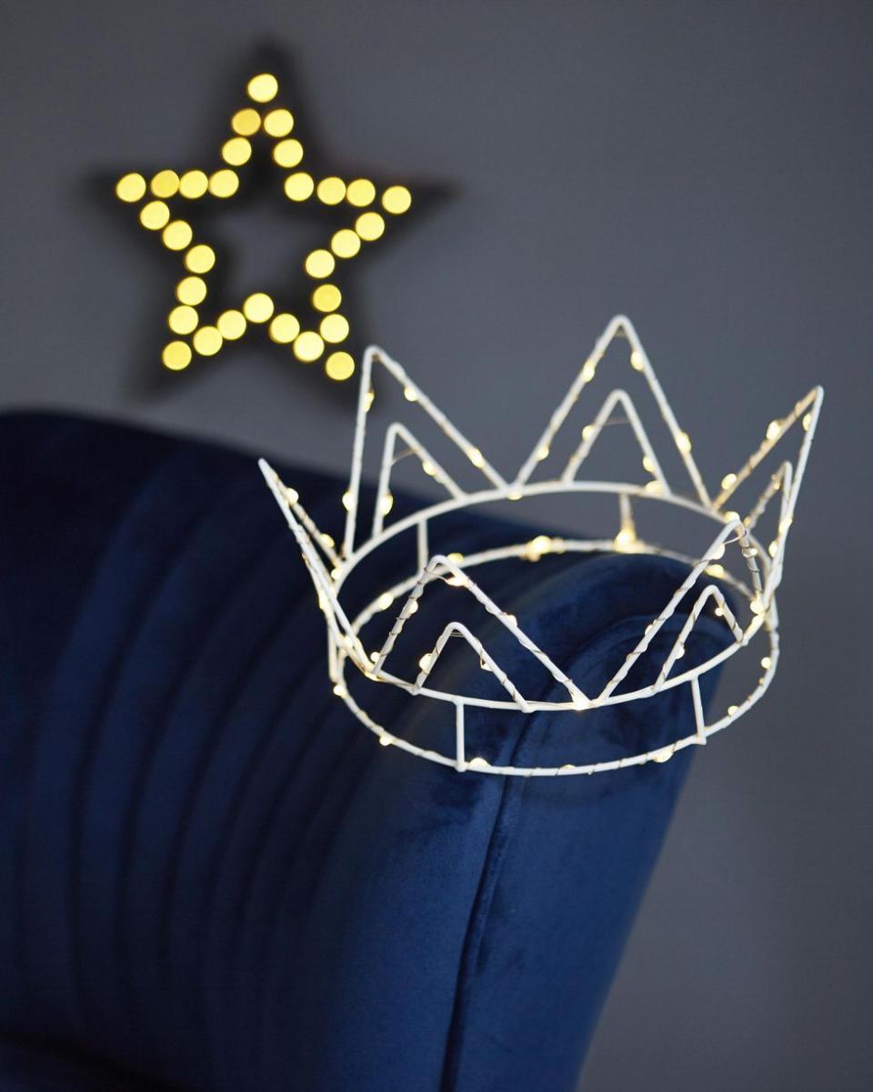 5) Jewelled Crown Tree Topper, £6.99