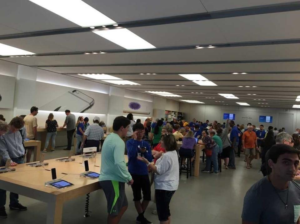 apple store