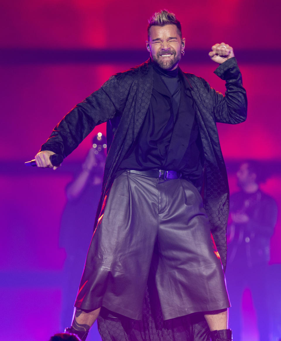 Ricky Martin durante un concierto de su gira con Enrique Iglesias, el 29 de octubre de 2021 en la State Farm Arena en Atlanta. (Foto por Paul R. Giunta/Invision/AP)