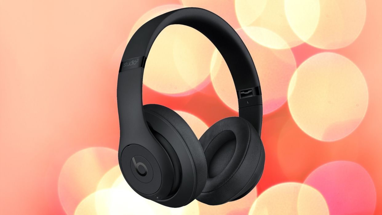 These Beats Beats Studio³ Wireless Noise Cancelling Headphones will outperform Bose headphones any day, and for much less. (Photo: Best Buy)