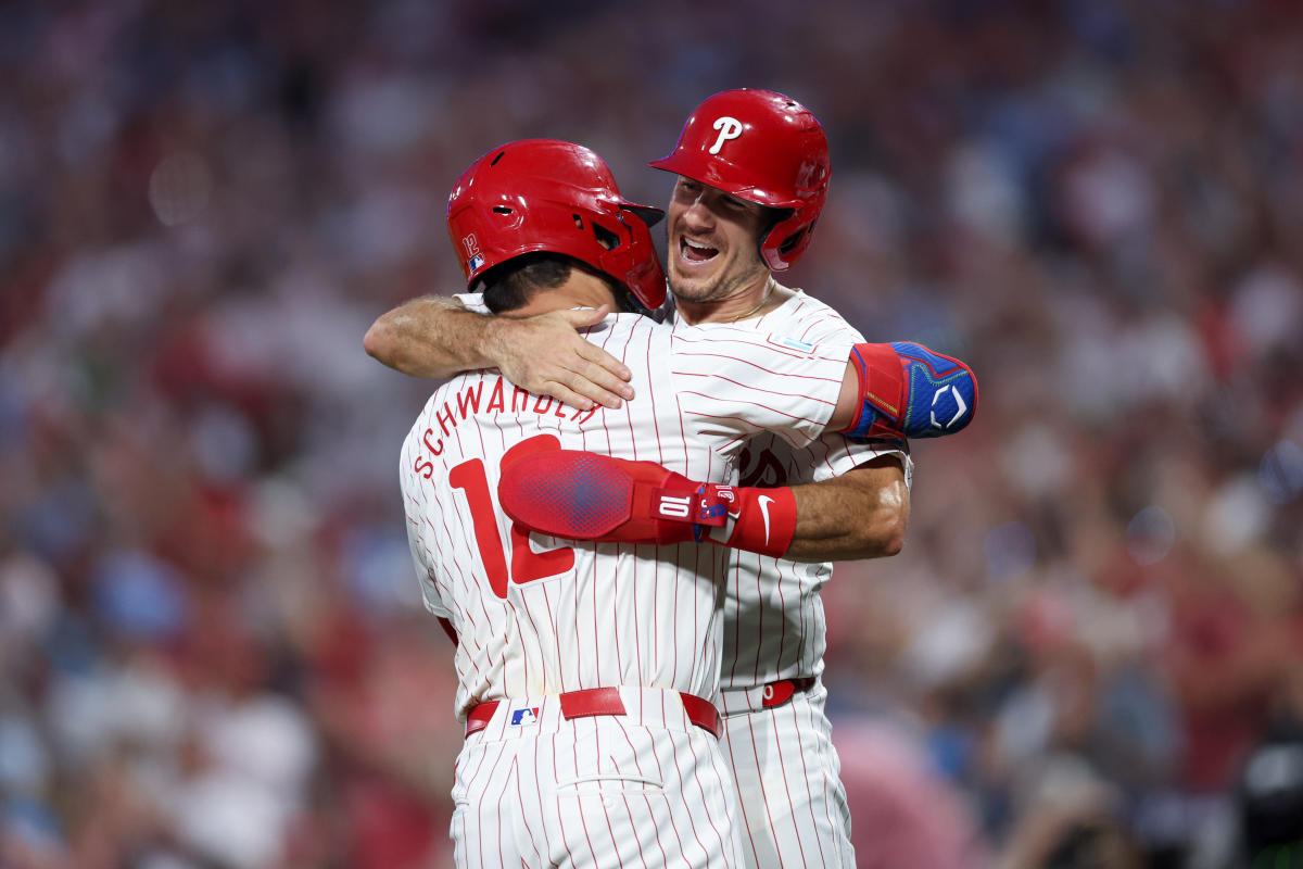 Schwarber’s grand slam surges Phillies to win over Marlins, snapping 4-game skid