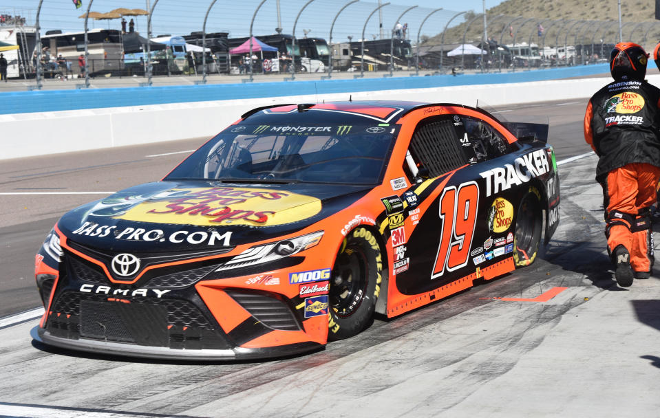 PHOENIX, AZ - MARCH 10:  Martin Truex Jr on pit lane  for tires and fuel at the Monster Energy NASCAR Cup Series - TicketGuardian 500 on March 10, 2019 at the ISM Raceway in Phoenix, AZ.  (Photo by Lyle Setter/Icon Sportswire via Getty Images)