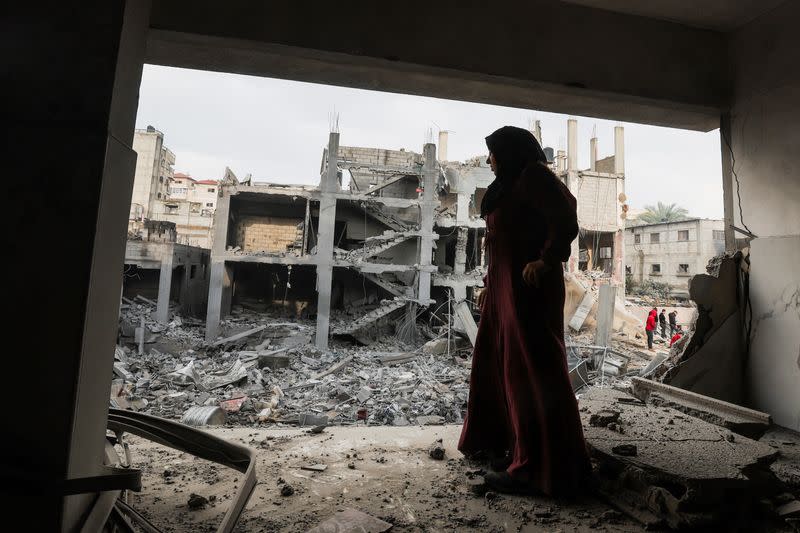 Aftermath of Israeli strikes on houses in Khan Younis