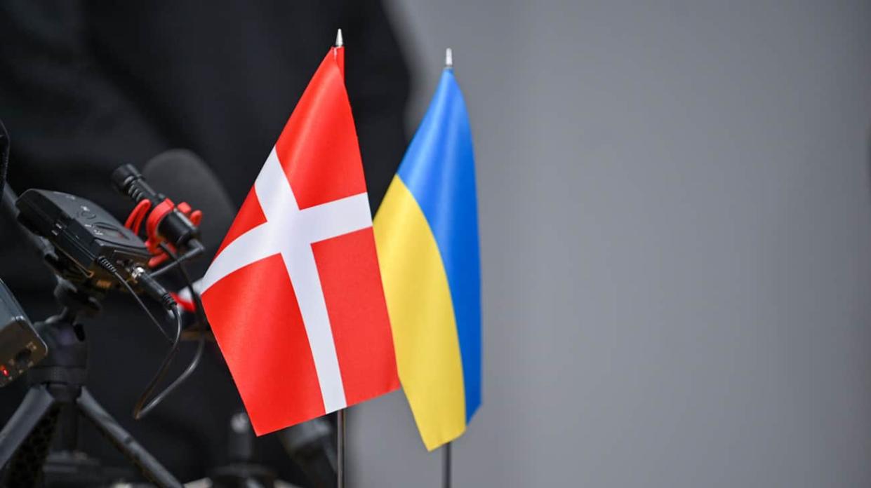 National flags of Denmark and Ukraine. Stock photo: Getty Images