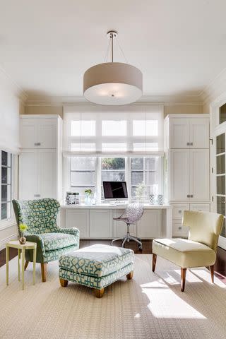 <p><a href="https://klinteriors.com/" data-component="link" data-source="inlineLink" data-type="externalLink" data-ordinal="1" rel="nofollow">Kimberly Larzelere Interiors</a> / Photo by Christopher Stark</p>