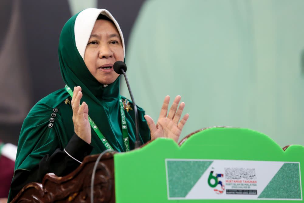 PAS Central Committee member Dr Halimah Ali Abdullah speaks during the last day of Muktamar 2019 in Kuantan June 23,2019.  — Picture by Ahmad Zamzahuri