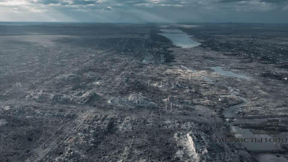 Marinka, à l’est de l’Ukraine, ne ressemble plus qu’à un champ de ruine sur cette photo qui circule sur les réseaux sociaux depuis le 4 mars. 