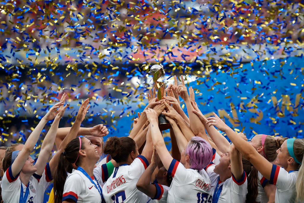  The United States celebrate winning the 2019 Women's World Cup 