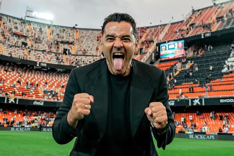 Míchel, entrenador de Girona, el equipo revelación de la liga de España que jugará la Champions por primera vez en su historia