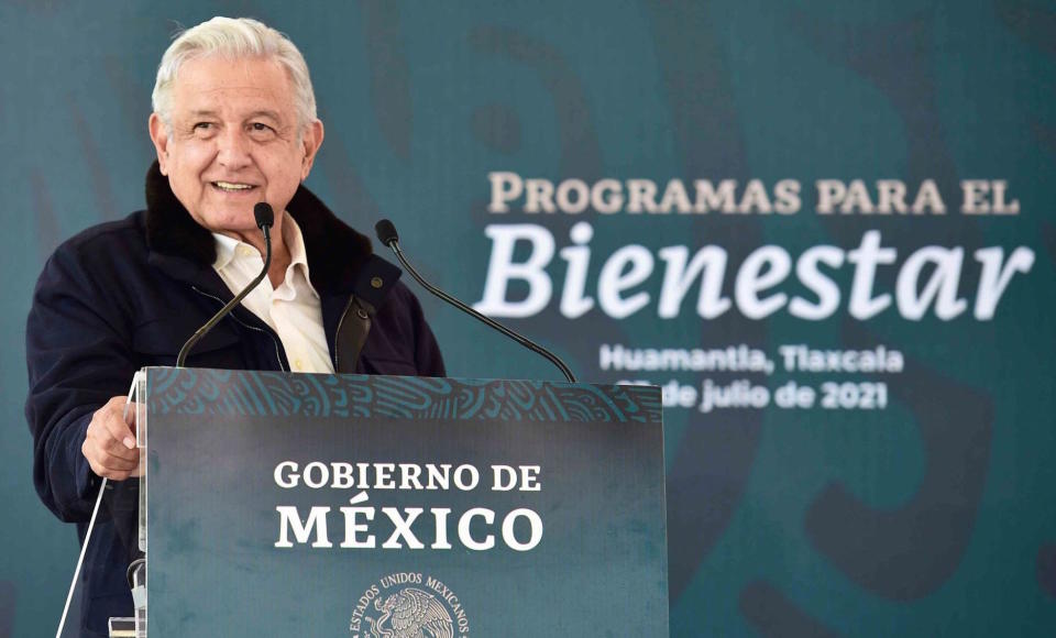 Programas sociales de AMLO no benefician a los más pobres y tienen poco alcance