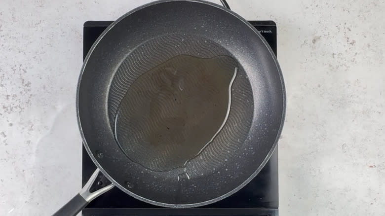 oil in frying pan