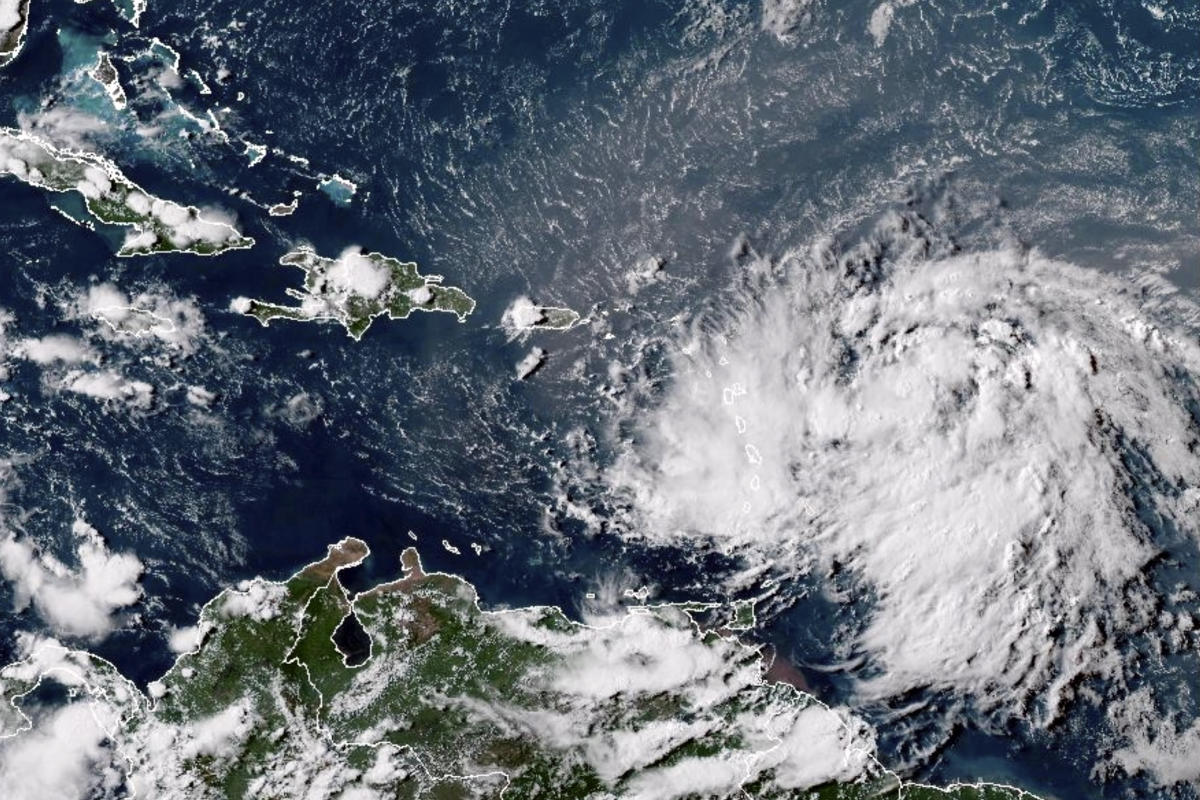 Tropical Storm Ernesto Approaches Northern Caribbean