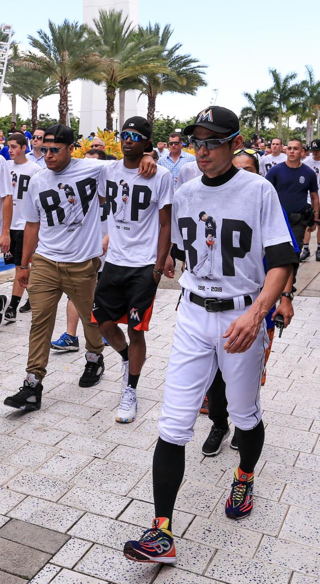 Pallbearers wear Jose Fernandez's jersey for his funeral service